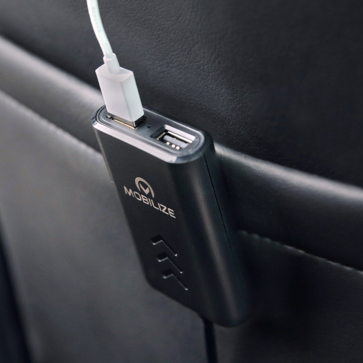Mobilize Car Charger 3X Usb Front And Back Seat 42W Black