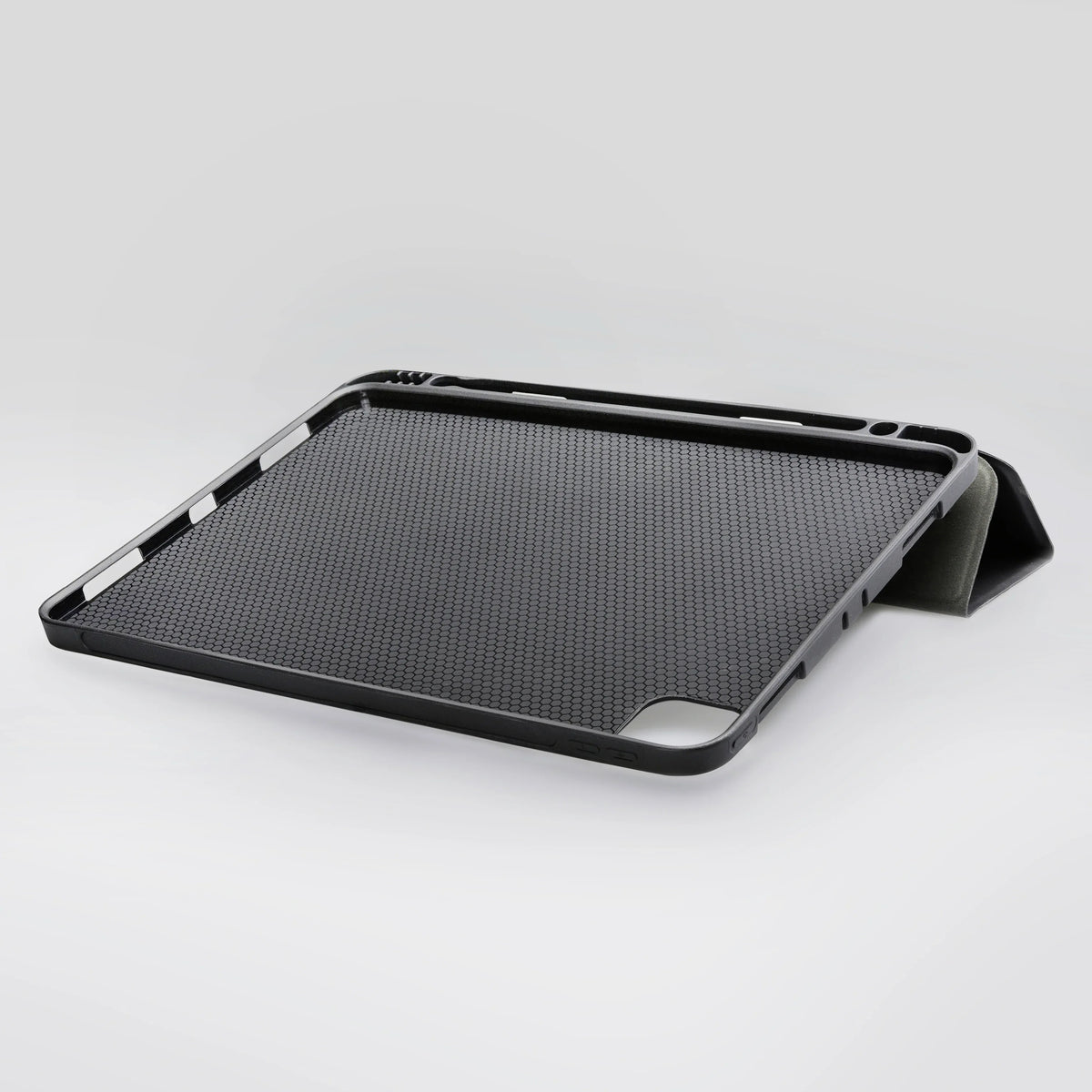 Mobilize Solid Folio Case For Apple Ipad Pro 13 (2024) Black - Essentify