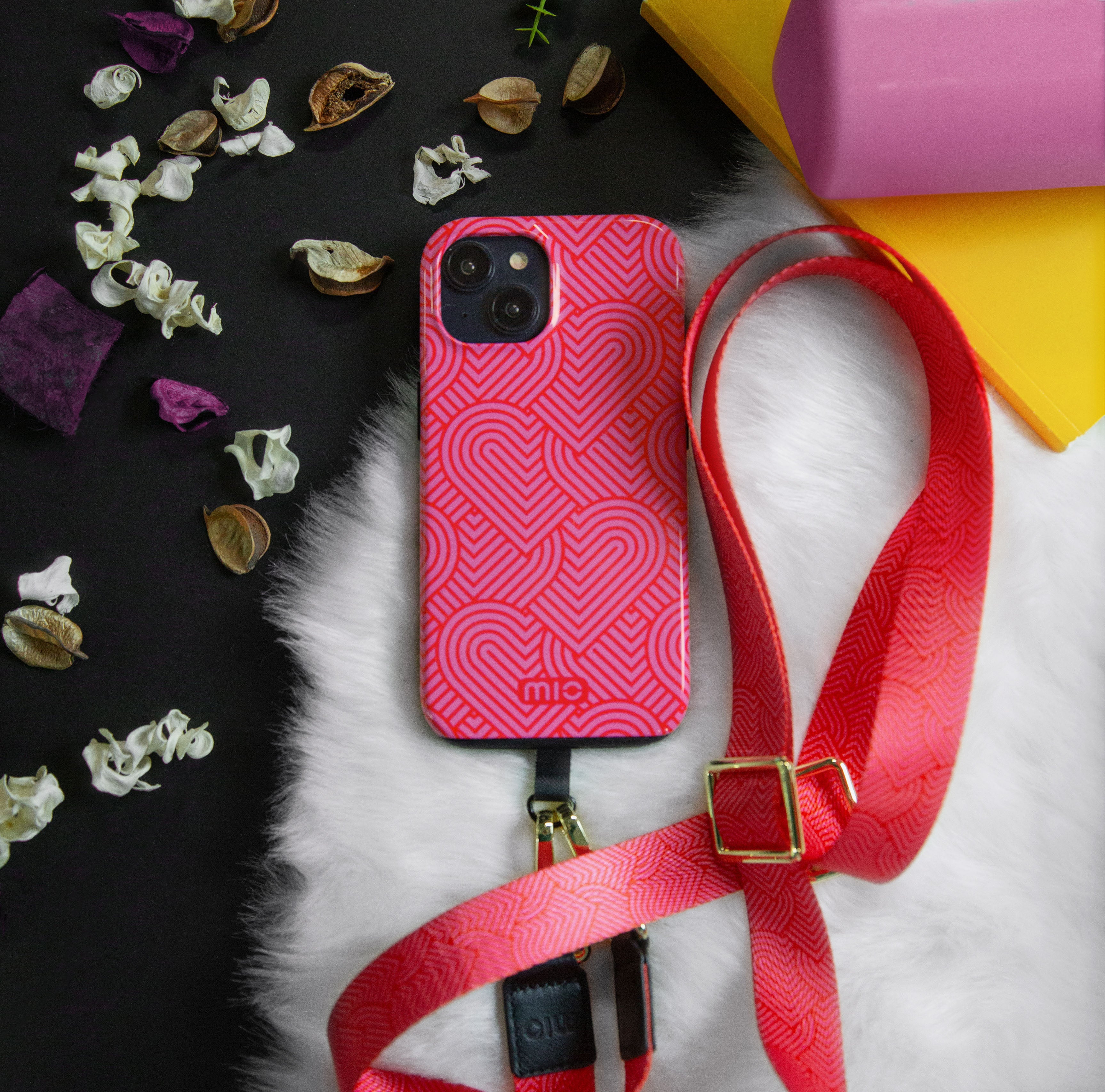 Mio By Mobilize Mio Wild Hearts Magsafe Compatible For Iphone 16