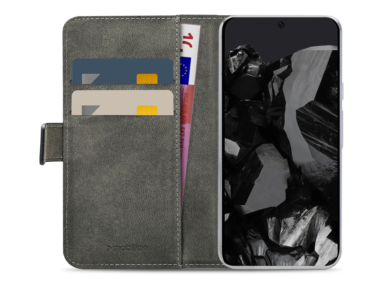 Mobilize Classic Gelly Wallet Book Case Google Pixel 9/9 Pro Black - Essentify