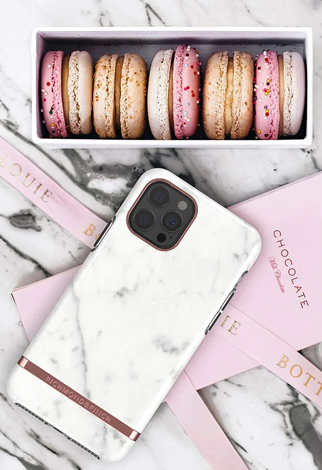 Richmond & Finch Freedom Series One-Piece Apple Iphone 13 Pro Max White Marble - Essentify
