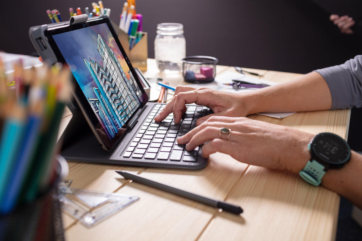 Zagg Messenger Folio 2 Bluetooth Keyboard Case For Apple Ipad 10.2/Pro/Air 10.5 Serie Azerty Black - Essentify