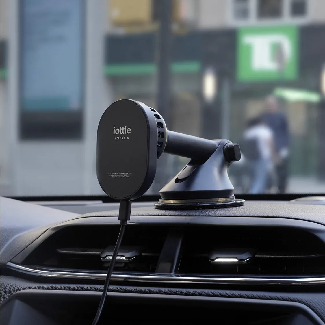 Iottie Velox Pro Wireless Dash/Windshield Mount Black - Essentify