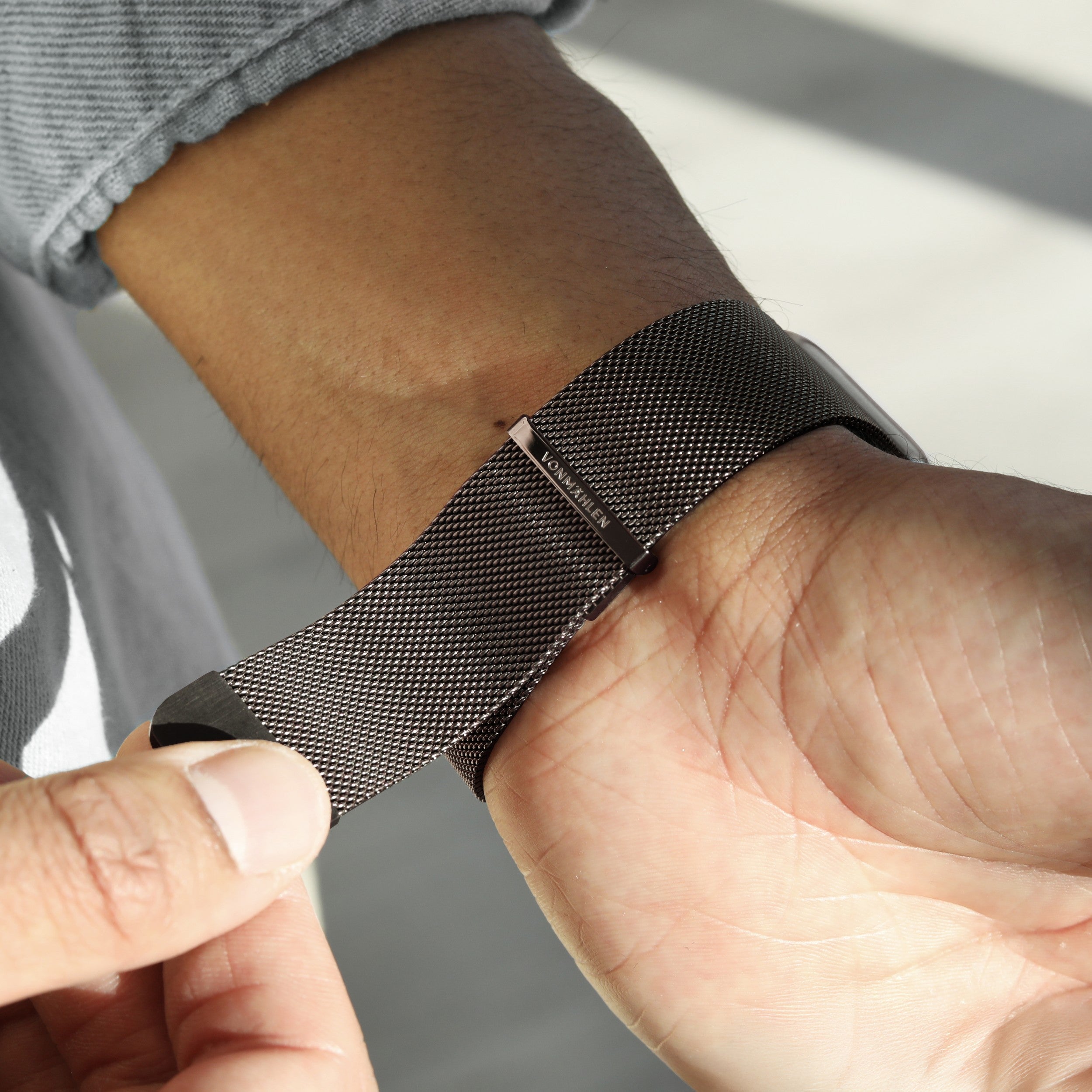 Vonmählen Milanese Loop 2 For Apple Watch 44 - 45 - 46 - 49Mm One Size Granite Grey