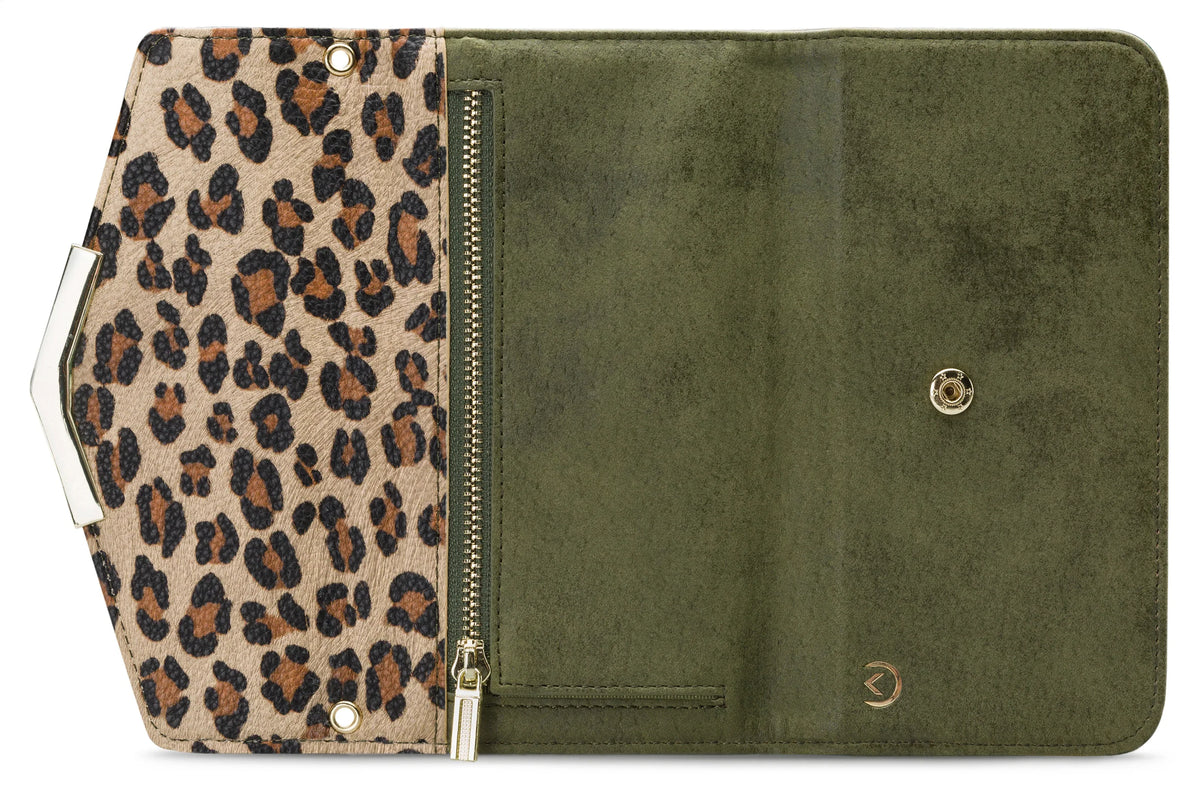 Mobilize 2In1 Gelly Clutch For Apple Iphone 6 Plus/6S Plus/7 Plus/8 Plus Green Leopard - Essentify