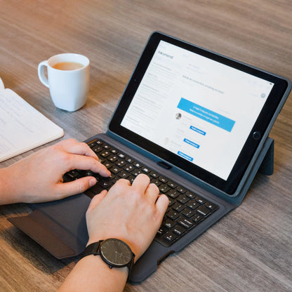 Mobilize Ultimate Bluetooth Keyboard Case Apple Ipad Air 10.5 2019/Pro 10.5 Black Qwerty - Essentify
