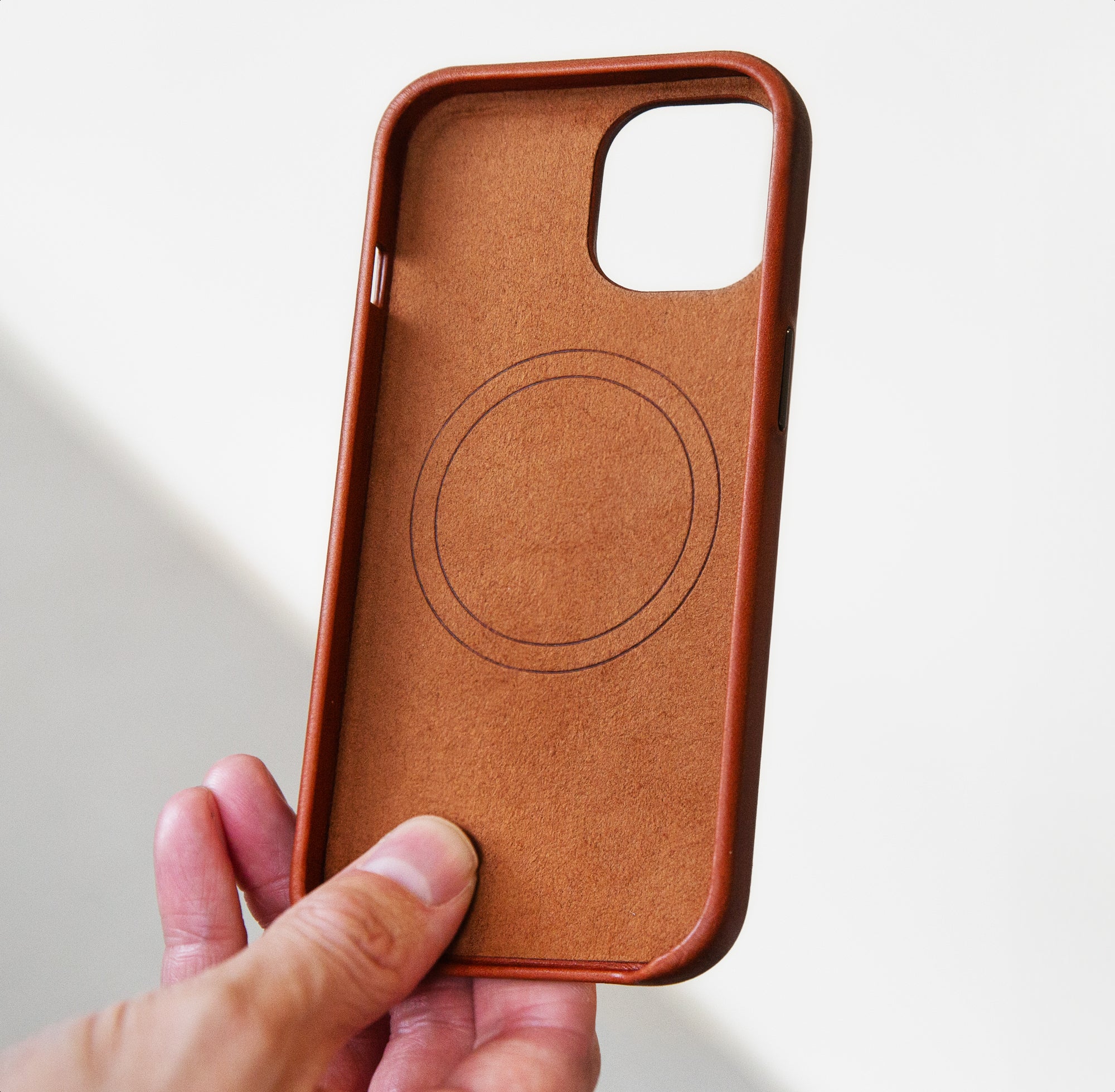 Mobilize Magsafe Compatible Premium Leather Case Apple Iphone 15 Pro Max Burned Cognac