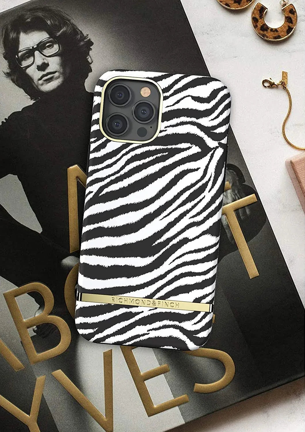Richmond & Finch Freedom Series One-Piece Apple Iphone 13 Pro Zebra - Essentify