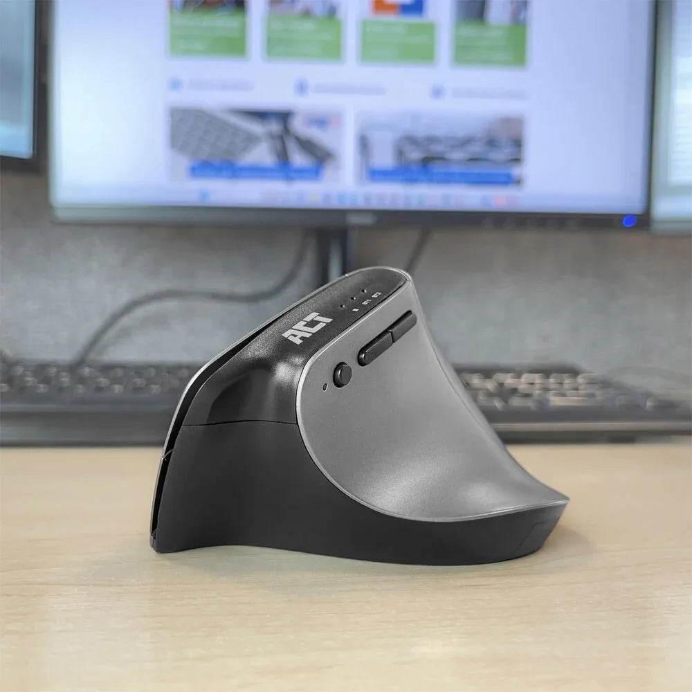 ACT AC5155 | Ergonomische Draadloze Muis | RF-Draadloos + Bluetooth | USB-A en USB-C Receiver | 2400 DPI | Zilver/Zwart - Essentify