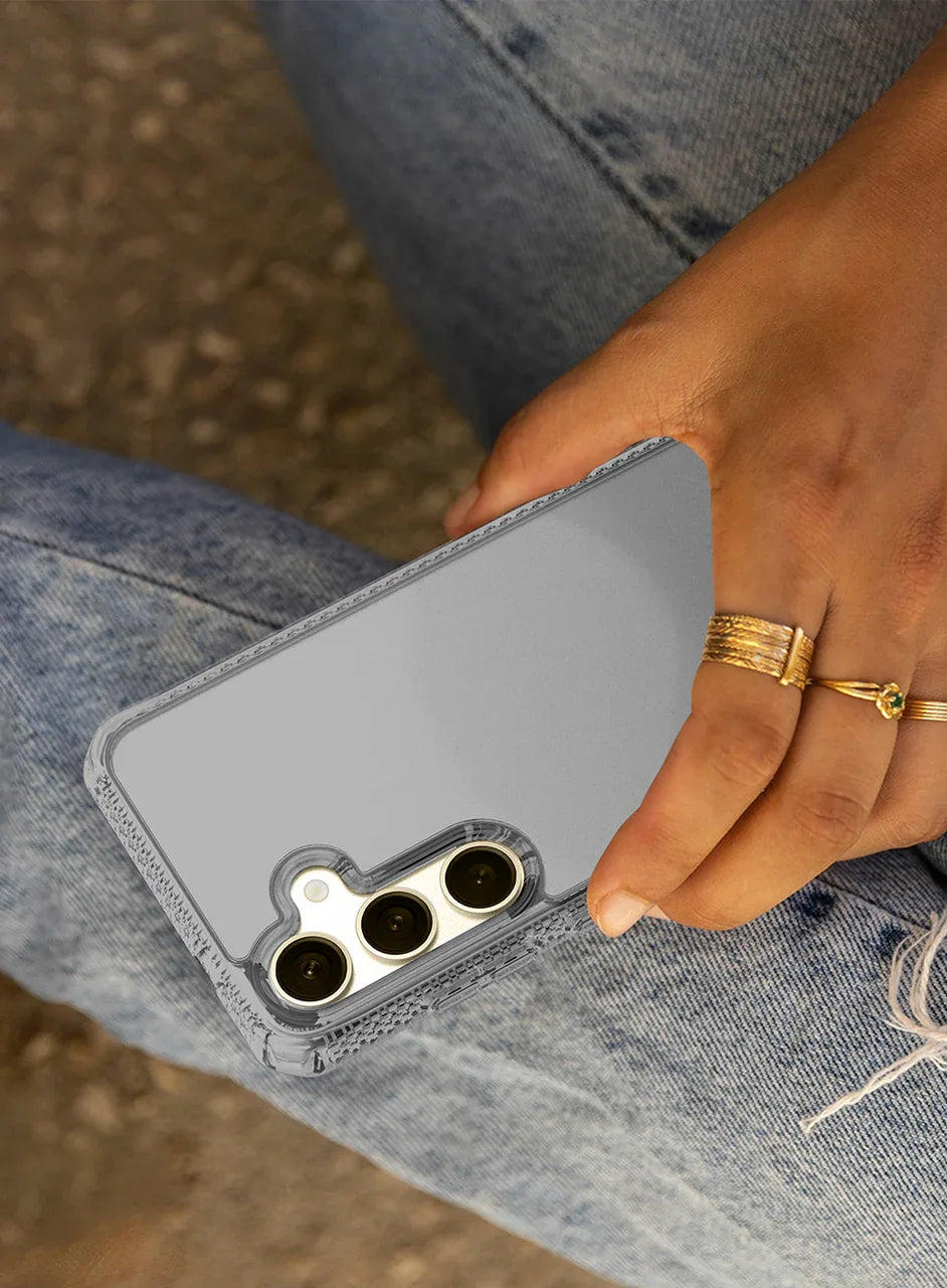 Itskins Level 2 Spectrumclear_R For Samsung Galaxy S24 Smoke - Essentify