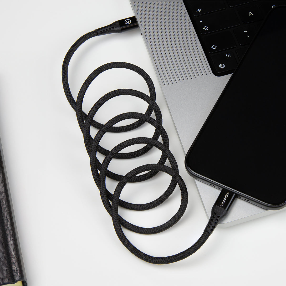 Mobilize Magnetic Nylon Cable - Usb-C To Usb-C - 1M. - 100W Black