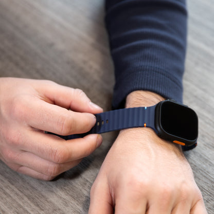 Mobilize Silicon Watch Band - Buckle - For Apple 42/44/45/49Mm - Starlight