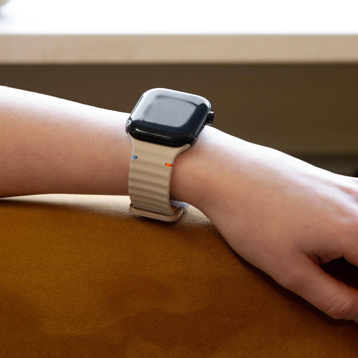 Mobilize Silicon Watch Band - Buckle - For Apple 38/40/41Mm - Orange