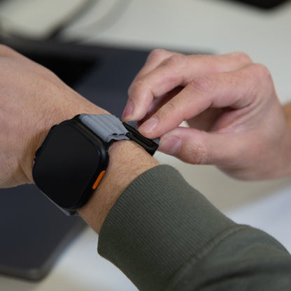 Mobilize Nylon Watch Band - Alpine - Black Connector - For Apple 38/40/41Mm - Dark Grey